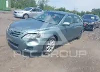 2010 Toyota CAMRY photo