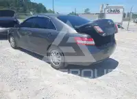 2010 Toyota CAMRY фото