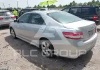 2010 Toyota CAMRY фото
