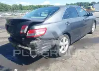 2010 Toyota CAMRY фото