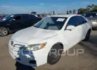 2010 Toyota CAMRY фото