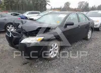 2010 Toyota CAMRY фото