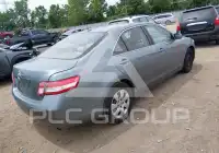 2010 Toyota CAMRY фото