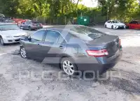 2010 Toyota CAMRY фото