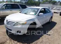 2010 Toyota CAMRY фото