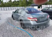 2010 Toyota CAMRY фото