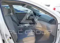 2010 Toyota CAMRY photo
