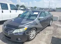 2010 Toyota CAMRY photo