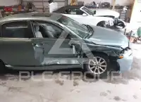 2010 Toyota CAMRY фото