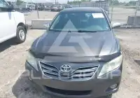 2010 Toyota CAMRY photo