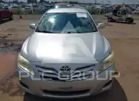 2010 Toyota CAMRY фото