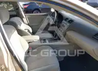 2010 Toyota CAMRY фото