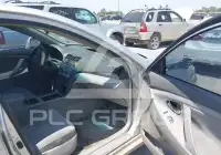 2010 Toyota CAMRY фото