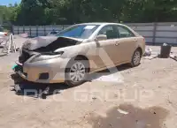2010 Toyota CAMRY фото