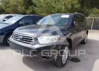 2010 Toyota Highlander фото
