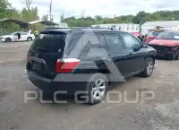 2010 Toyota Highlander фото