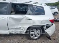 2010 Toyota Highlander фото