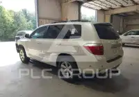2010 Toyota Highlander photo