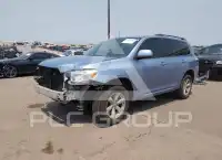 2010 Toyota Highlander photo
