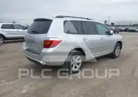 2010 Toyota Highlander photo