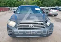 2010 Toyota Highlander photo