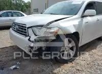 2010 Toyota Highlander фото