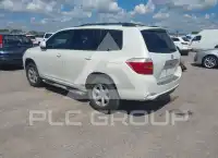 2010 Toyota Highlander photo