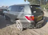 2010 Toyota Highlander photo