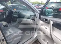 2010 Toyota Highlander фото