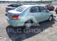 2010 Toyota YARIS фото
