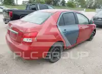 2010 Toyota YARIS фото