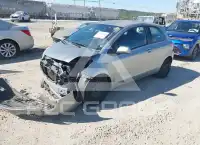 2010 Toyota YARIS photo
