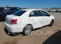 2010 Toyota YARIS фото