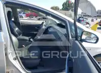 2010 Toyota PRIUS фото