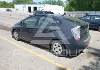 2010 Toyota PRIUS фото