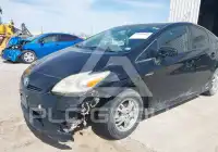 2010 Toyota PRIUS фото