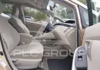 2010 Toyota PRIUS фото
