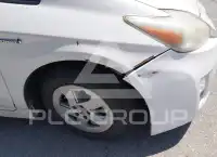 2010 Toyota PRIUS фото