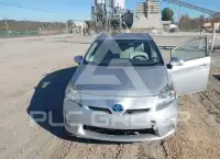 2010 Toyota PRIUS фото