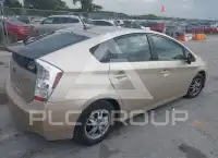 2010 Toyota PRIUS фото
