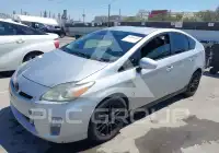 2010 Toyota PRIUS фото