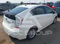 2010 Toyota PRIUS фото