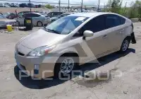 2010 Toyota PRIUS фото