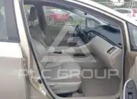 2010 Toyota PRIUS фото