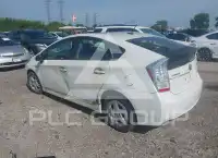 2010 Toyota PRIUS фото