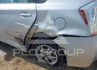 2010 Toyota PRIUS фото