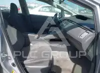 2010 Toyota PRIUS фото