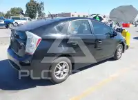 2010 Toyota PRIUS фото