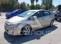 2010 Toyota PRIUS фото