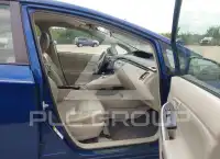 2010 Toyota PRIUS фото